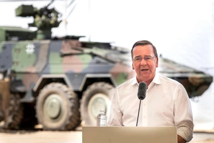 Wasiirka Difaaca Jarmalka Boris Pistorius.jpg